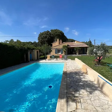 Uzes, La Maison Au Bout Du Chemin *